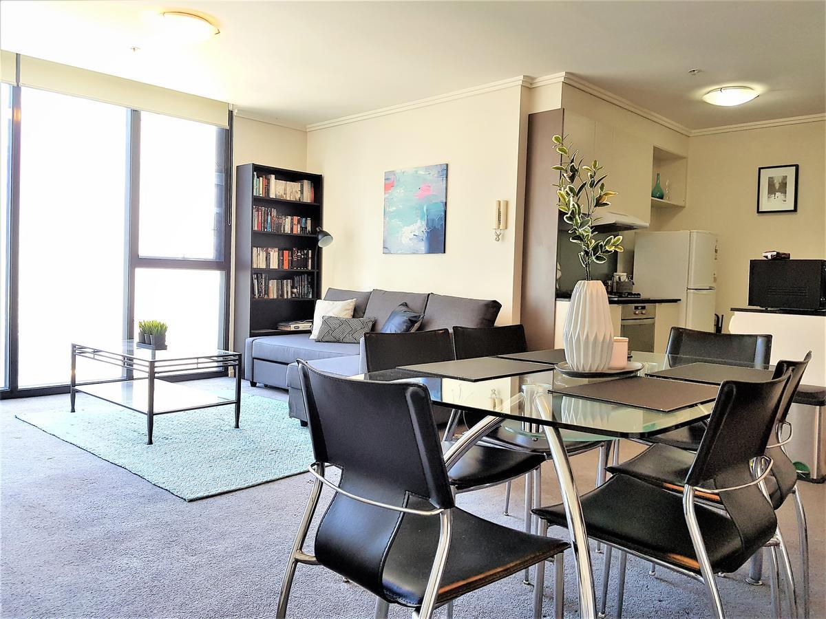 Readyset Apartments At Sentinel Мельбурн Екстер'єр фото