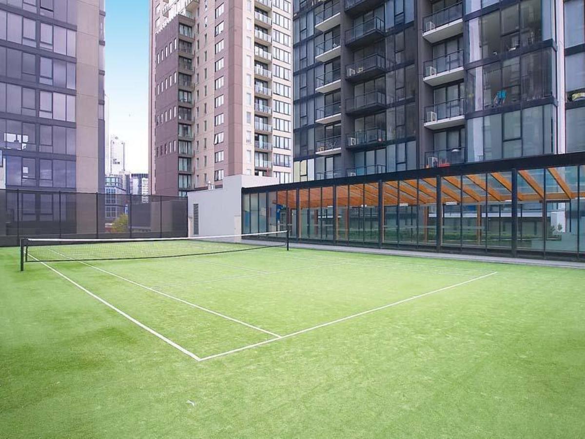 Readyset Apartments At Sentinel Мельбурн Екстер'єр фото